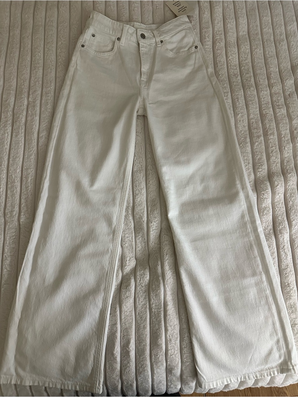White Jeans